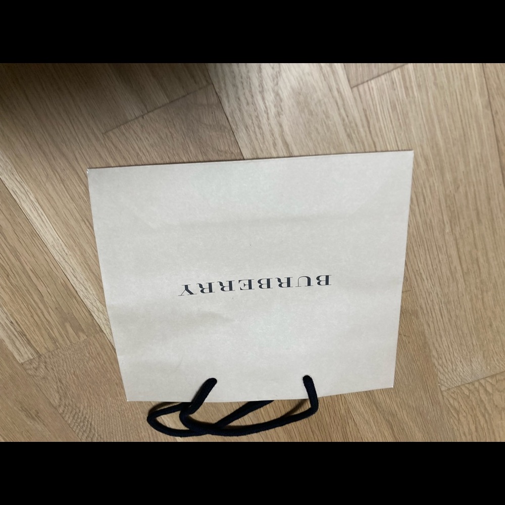 Burberry gift bag